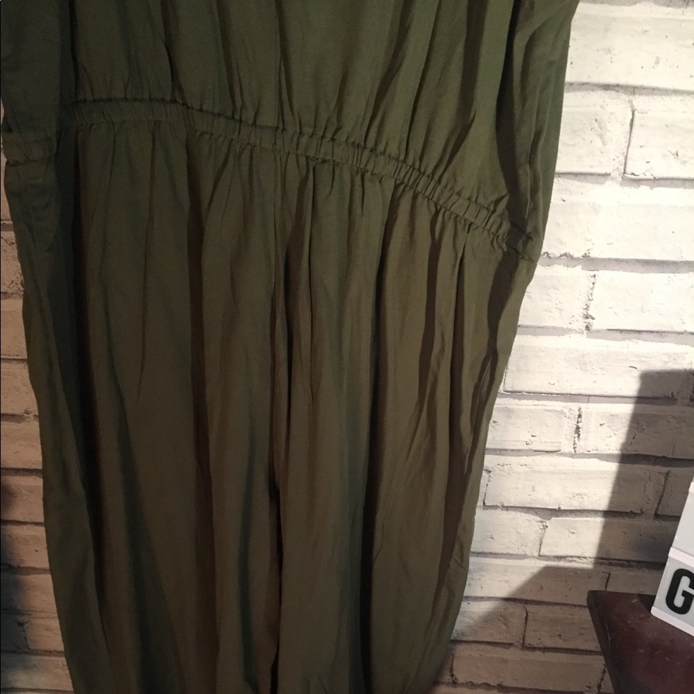 Romper - Picture 4 of 4